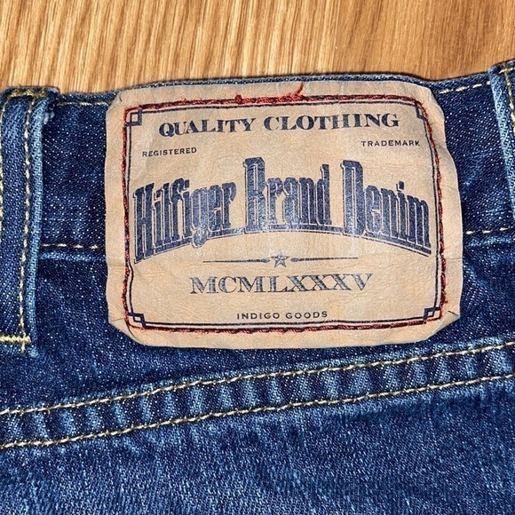 Tommy Hilfiger Men’s Classic Straight Blue Jeans (Size 40/32) - Picture 4 of 10